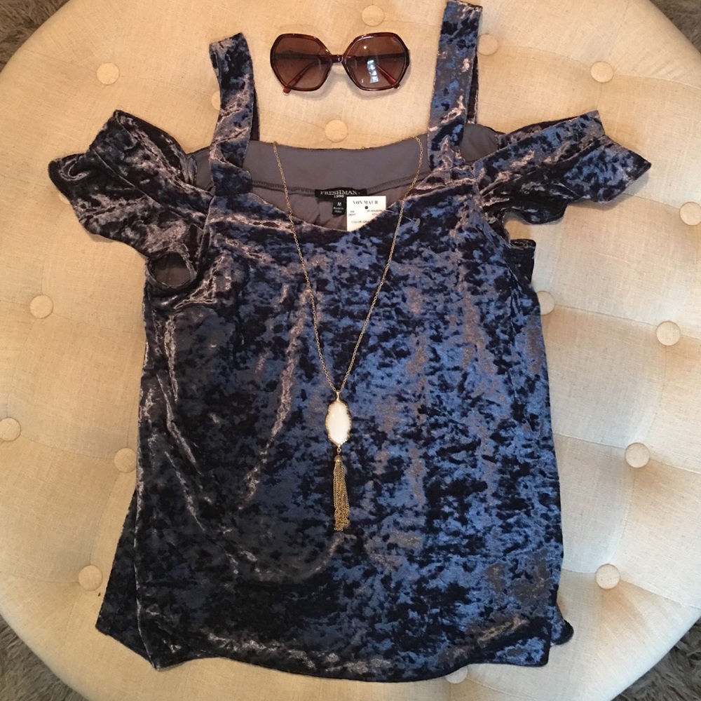 NWT Crushed Velvet Grey-Blue Cold Shoulder Top Med